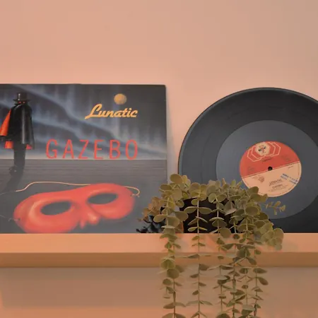 Vinyls' - Toledo Centro Storico * Napels